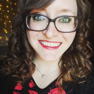 Meet your Posher, Emma